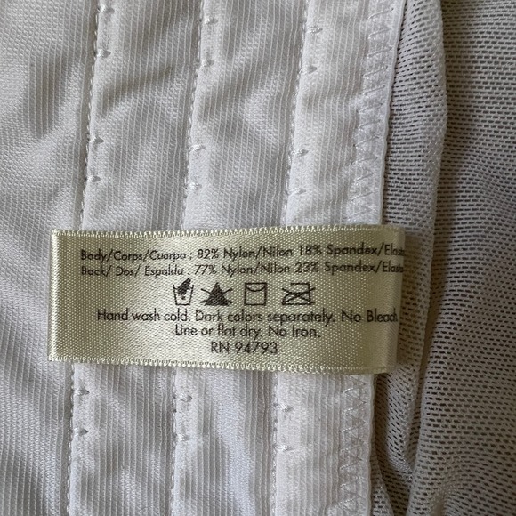 Dominique White Corset Size 38C - Picture 6 of 6